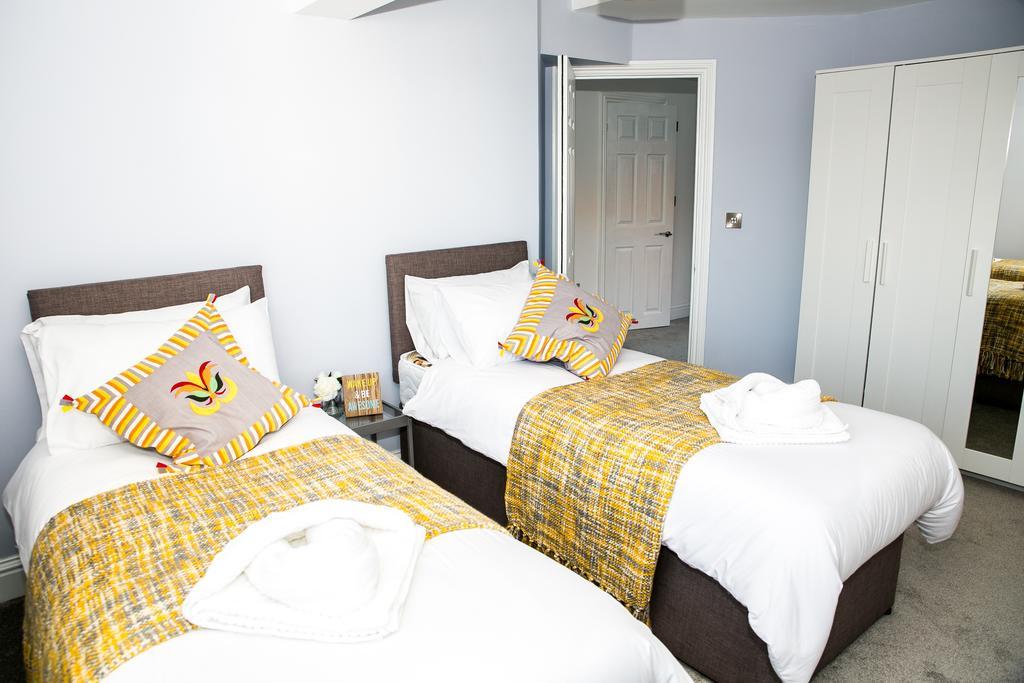 Skylight Apartment Eastbourne Bagian luar foto